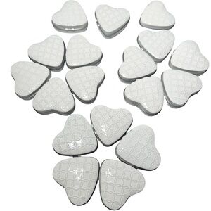 Martha Stuart Candy Tins 18ct Hearts White